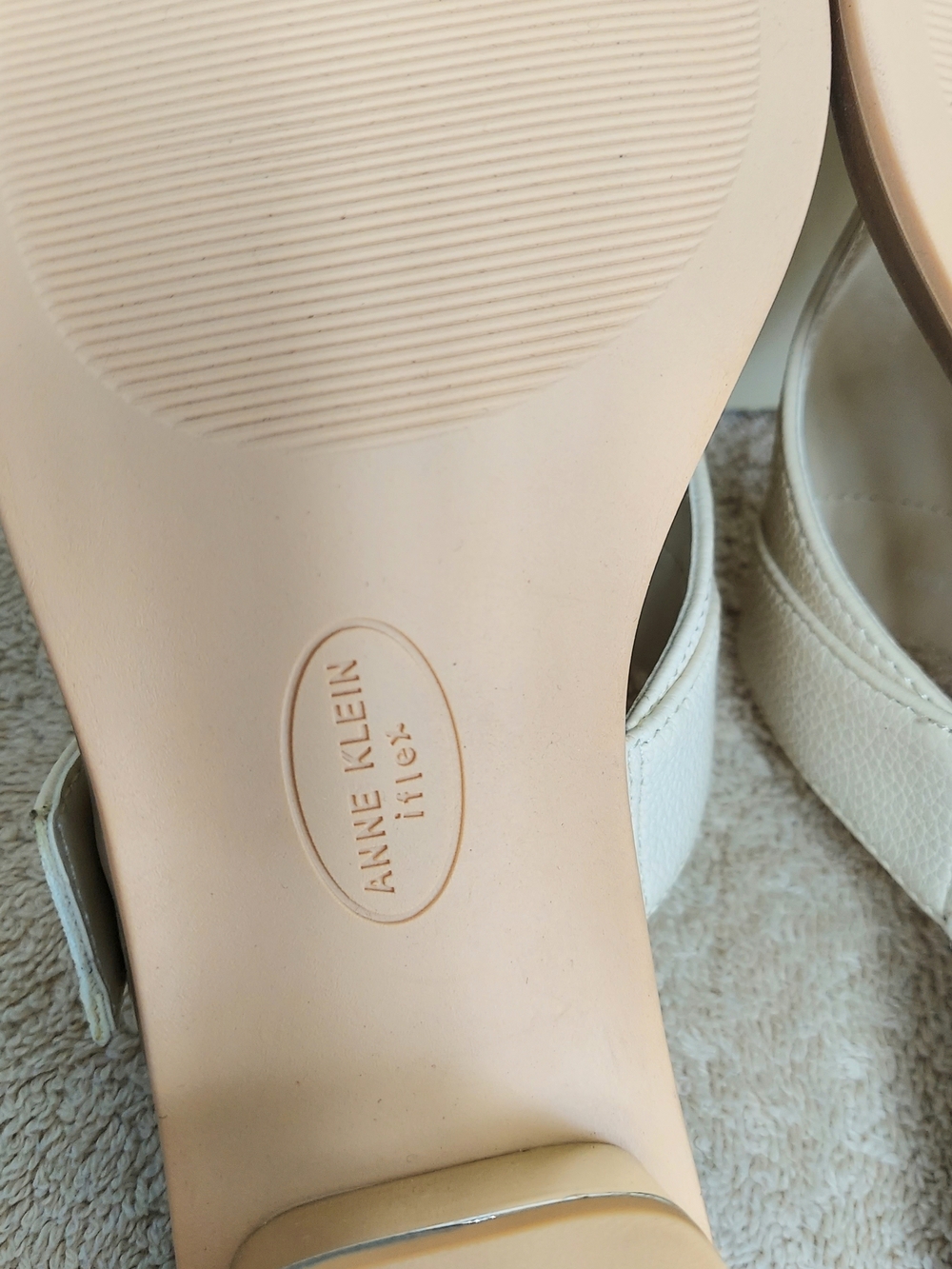 Anne Klein Ivory Thong Iflex Thessy Heel Sandal Women's Size 6.5 NWT Preppy - Picture 13 of 15